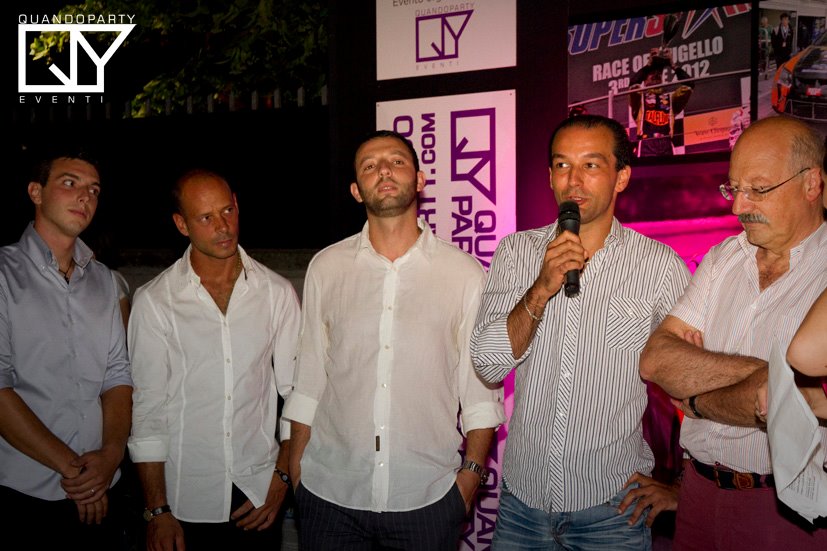 399484_258763884234033_418965449_n