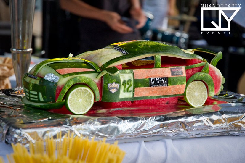 487879_258763684234053_1139021147_n